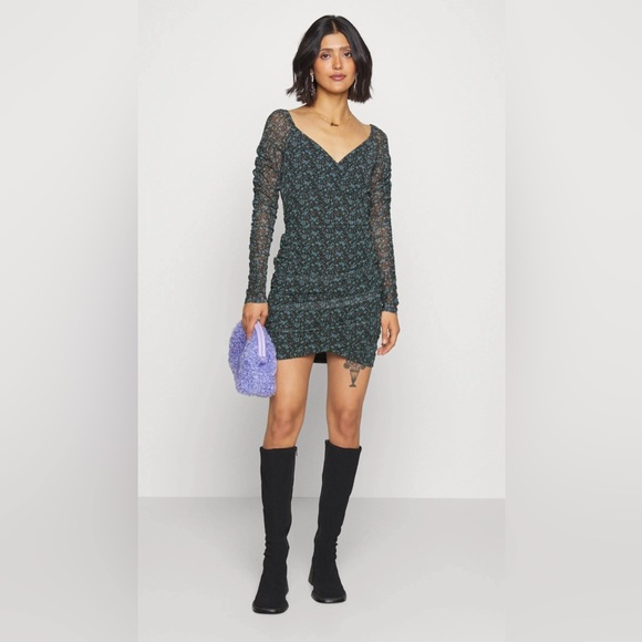 New Hollister long-sleeve mesh bodycon dress - Picture 4 of 15